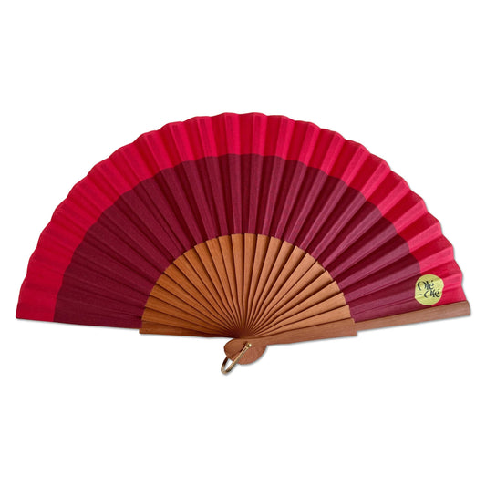 Fächer in Granatrot
